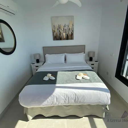 Heavenly - Pool & Seaviews Villa *