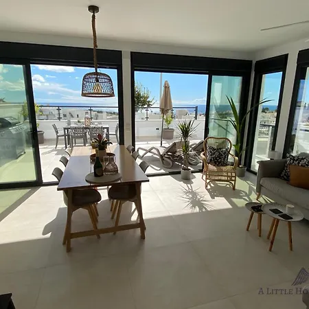 Heavenly - Pool & Seaviews *