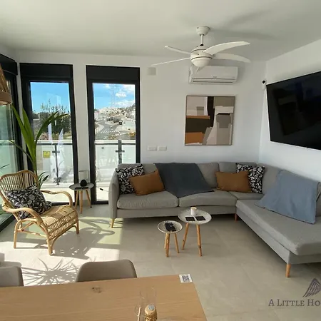 Villa Heavenly - Pool & Seaviews *