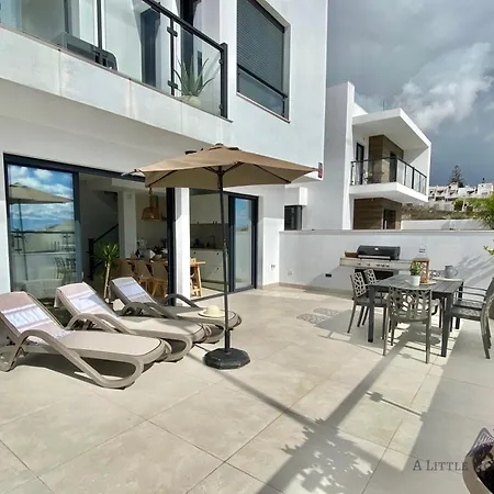 Villa Heavenly - Pool & Seaviews *